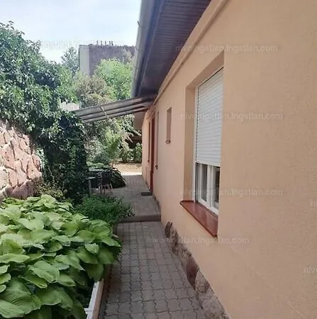 Kucko Apartmanhaz Apartman *